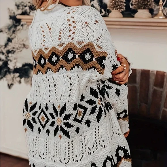 Nordic Snowflakes Open Knit Cardigan
Eclectic Grandpa Sweater - Picture 5 of 9